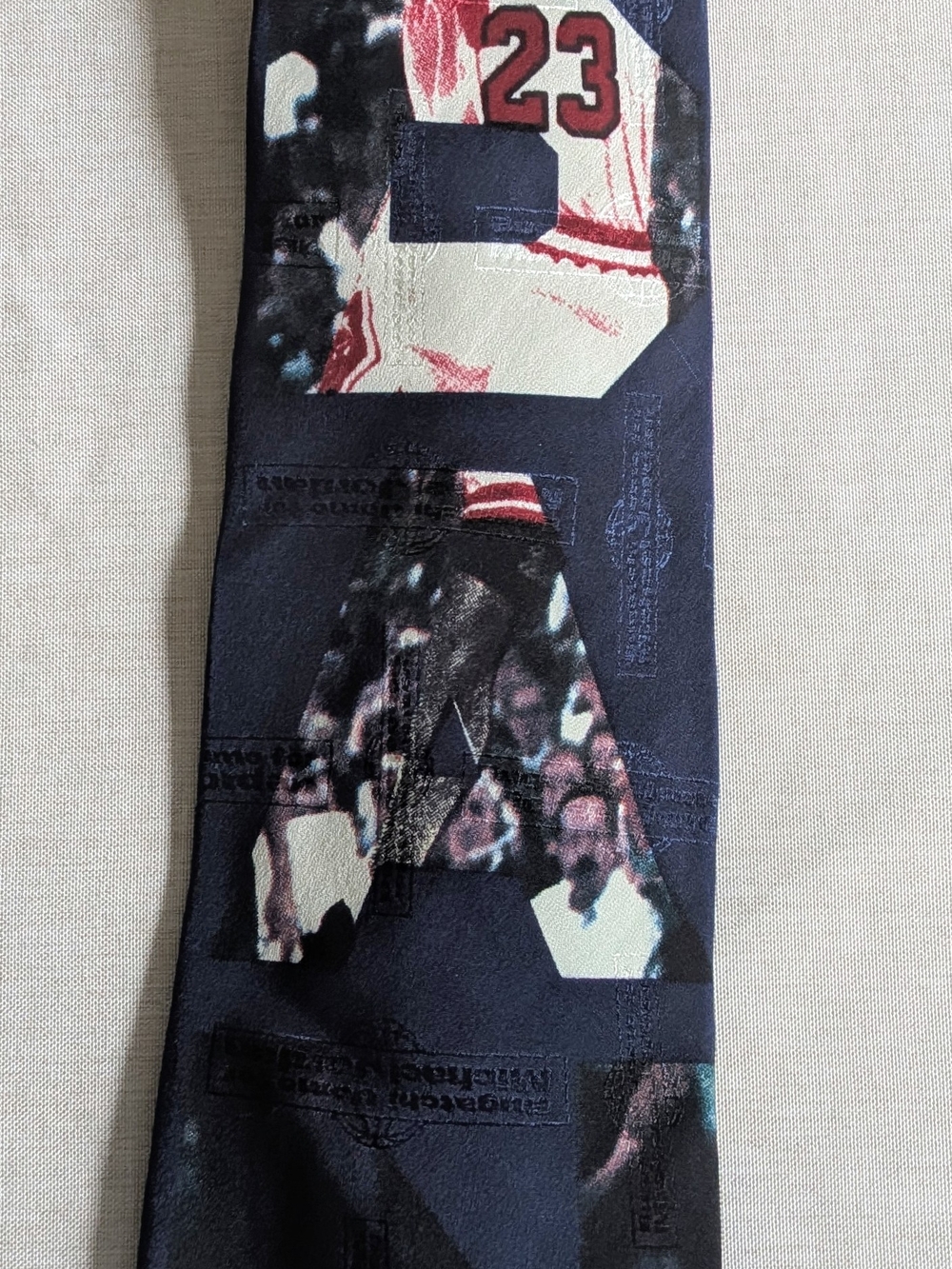 Vintage Michael Jordan Bugatchi Uomo 100% Silk Tie